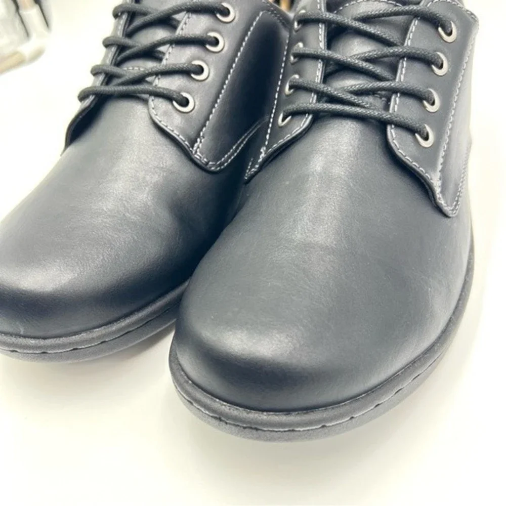 Eastland Womens Size 9.5 Black Faux Vegan Leather Lace Up Oxfords Loafers‎ Shoes